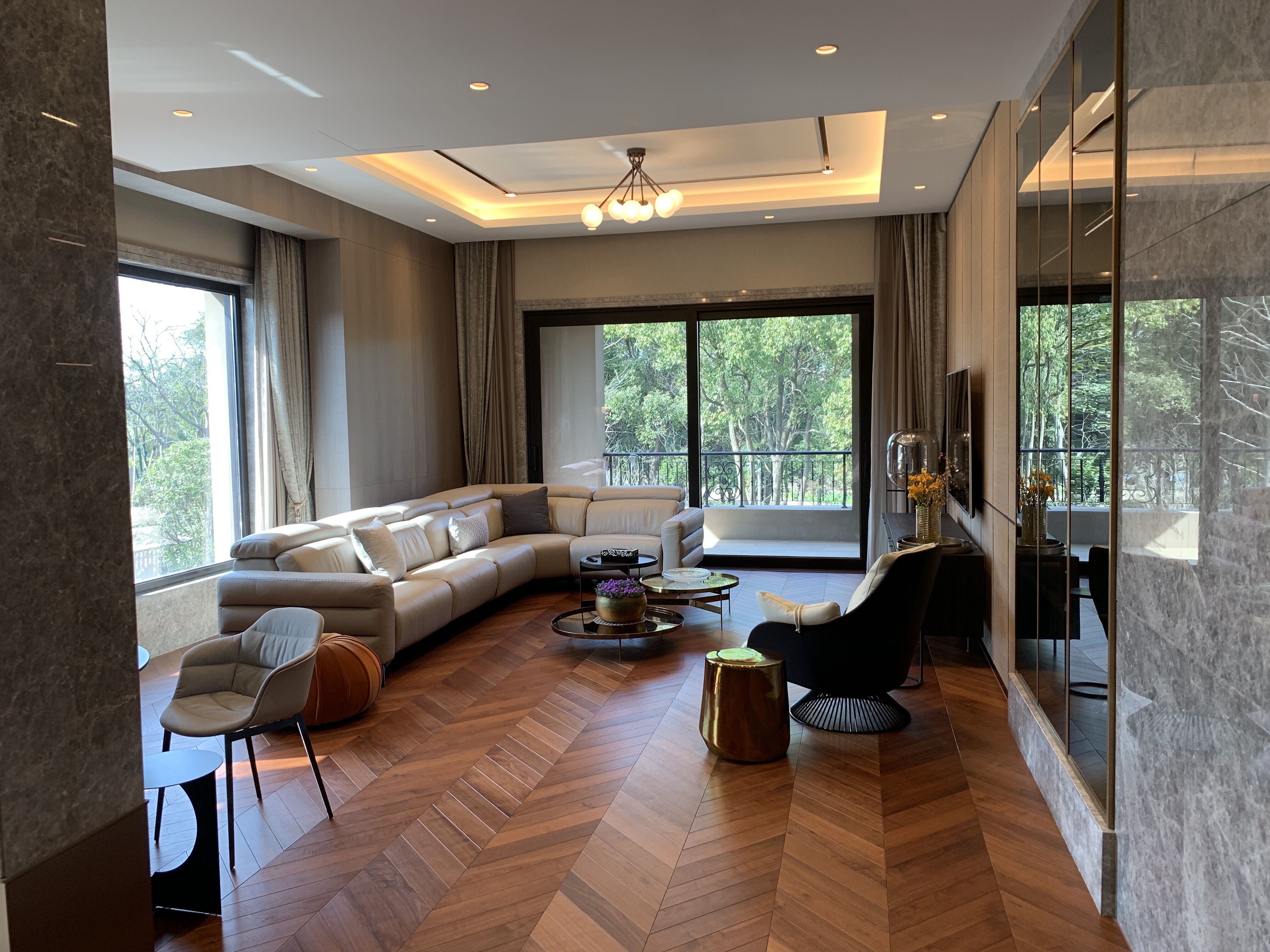 ALPHA LIGHTING's engineering case for Shanghai Songjiang Sheshan Villa